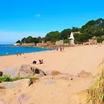 Vue Avec Piscine -15pers - Vieux Port De Villa Pornic