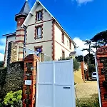 Villa Vue Avec Piscine -15pers - Vieux Port De