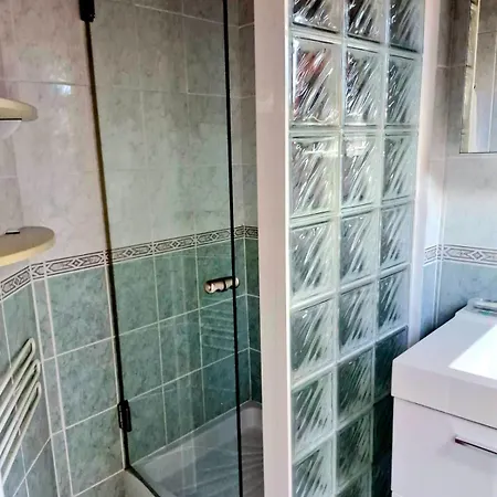 Вилла Vue Avec Piscine -15pers - Vieux Port De *